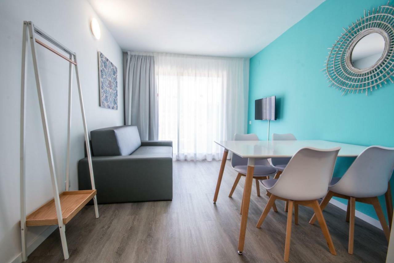 Intersalou Arquus Deluxe Салоу